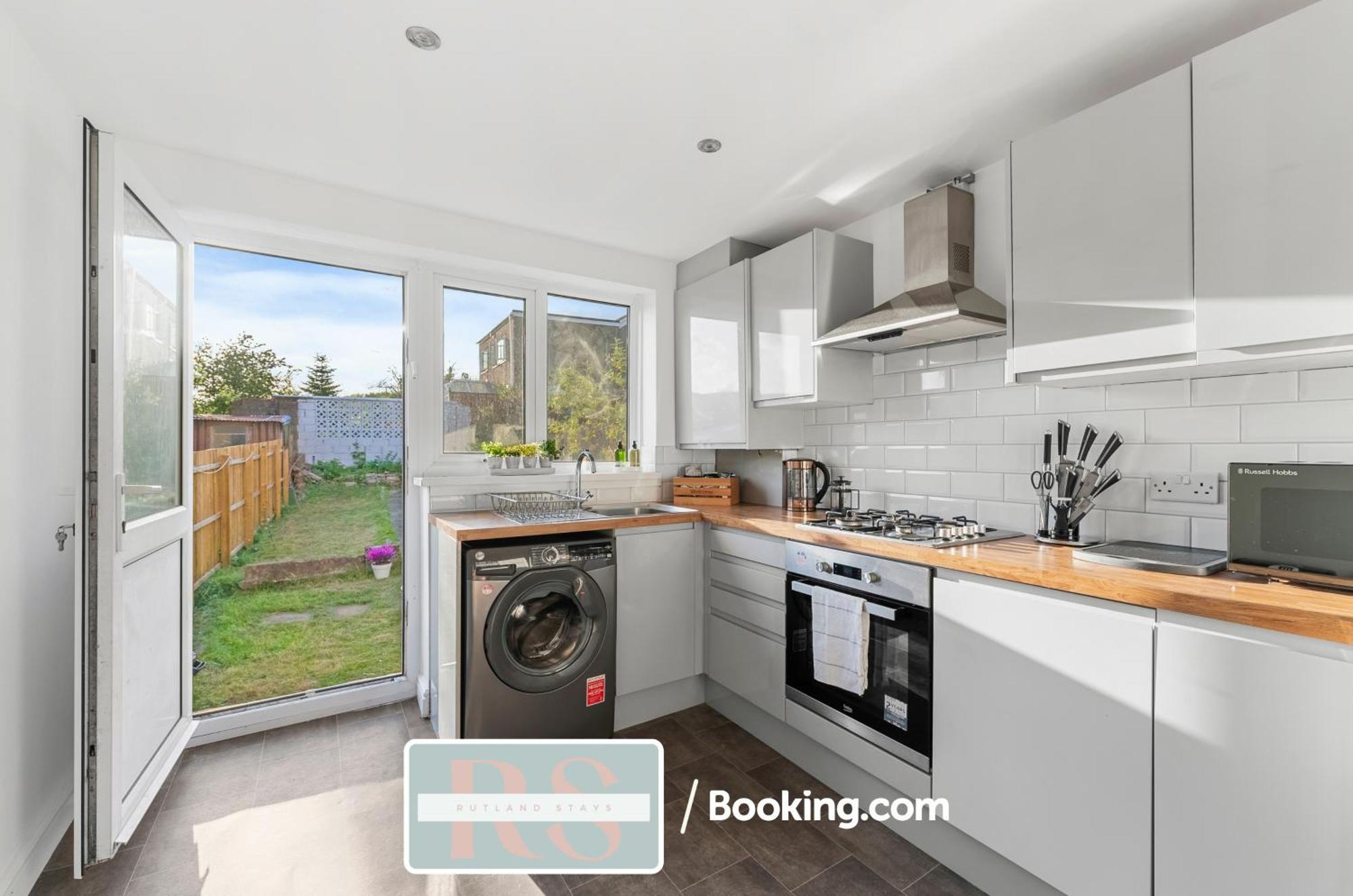 Contractors Accommodation South Wales By Rutland Stays Short Lets & Serviced Accommodation Pentre Treorky Buitenkant foto