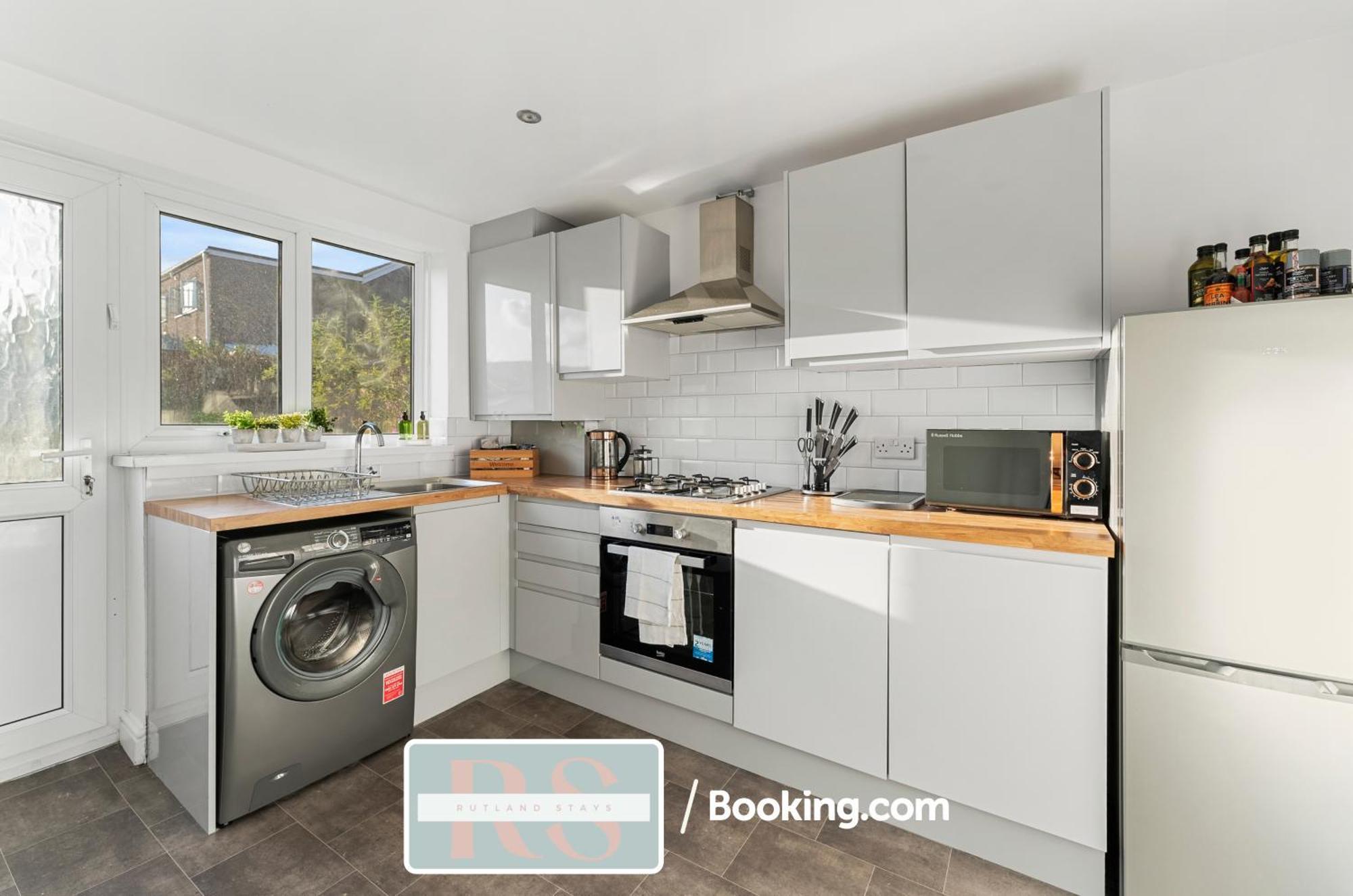 Contractors Accommodation South Wales By Rutland Stays Short Lets & Serviced Accommodation Pentre Treorky Buitenkant foto